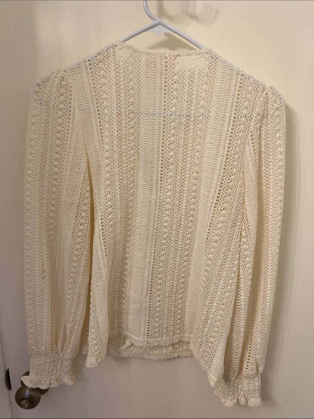 Eve Oliver Cream Open-Knit V-Neck Sweater - Picture 3 of 4